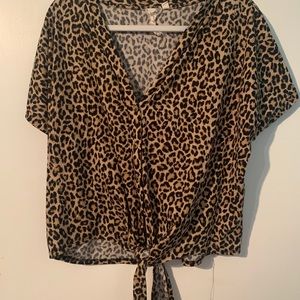 Cheetah blu pepper shirt